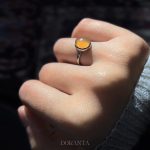 انگشتر دخترونه عقیق عسلی یمن